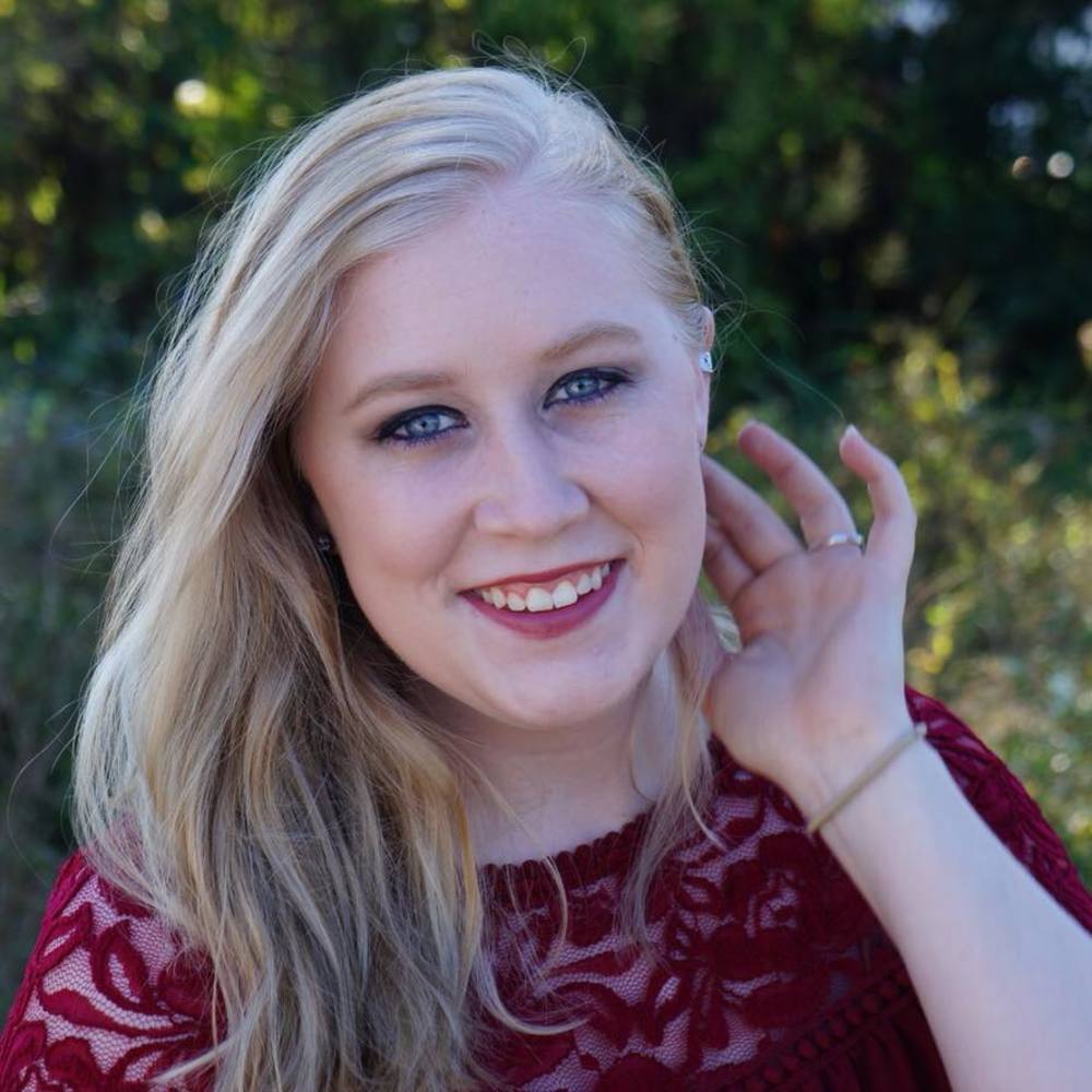 Meet your Posher, Savanna